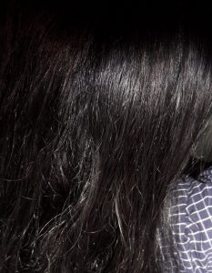 Indigo in Black Hair darkens the already long Black Hair Strands and adds Indigo Hair Shine !